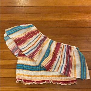 One-shoulder colorful top